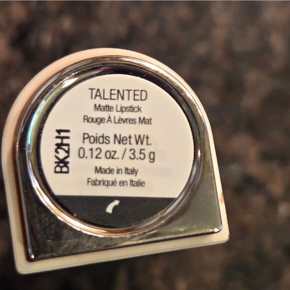 Rare Beauty Nude Lipstick Talented NWT Selena Gomez - Picture 10 of 10